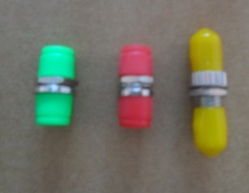 FC大D光纤适配器与慈溪市观海卫永鸿通信设备厂的光纤跳线 构建高效光通信网络的关键组件